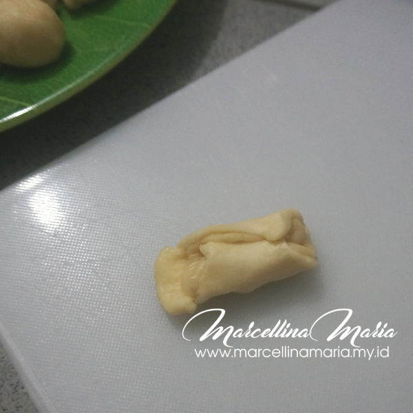 This is what happened when a teenager make bakpia