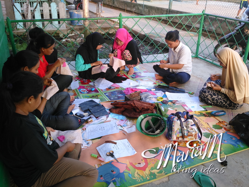 My sewing class, a moment of super busy mom and son