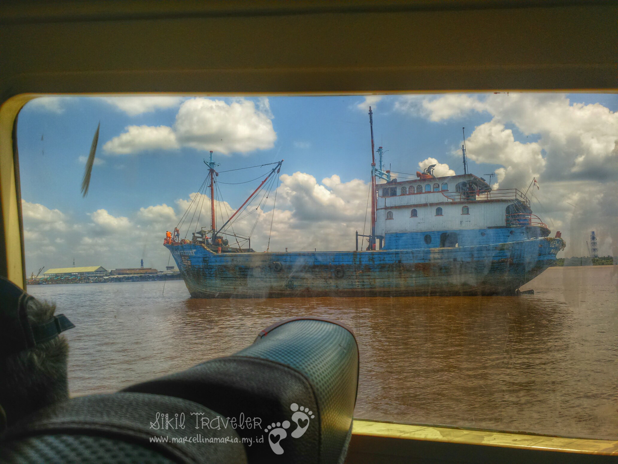 ship4